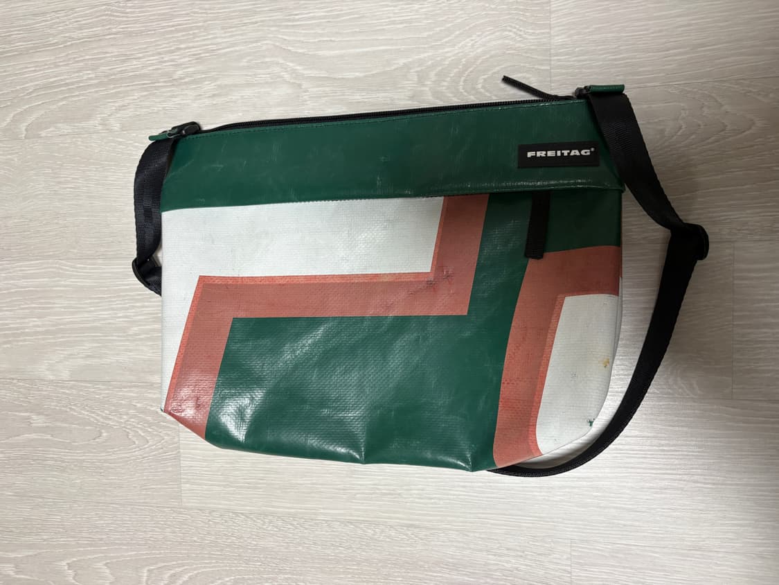 (네고가능) 프라이탁 루 그린 상품이미지4