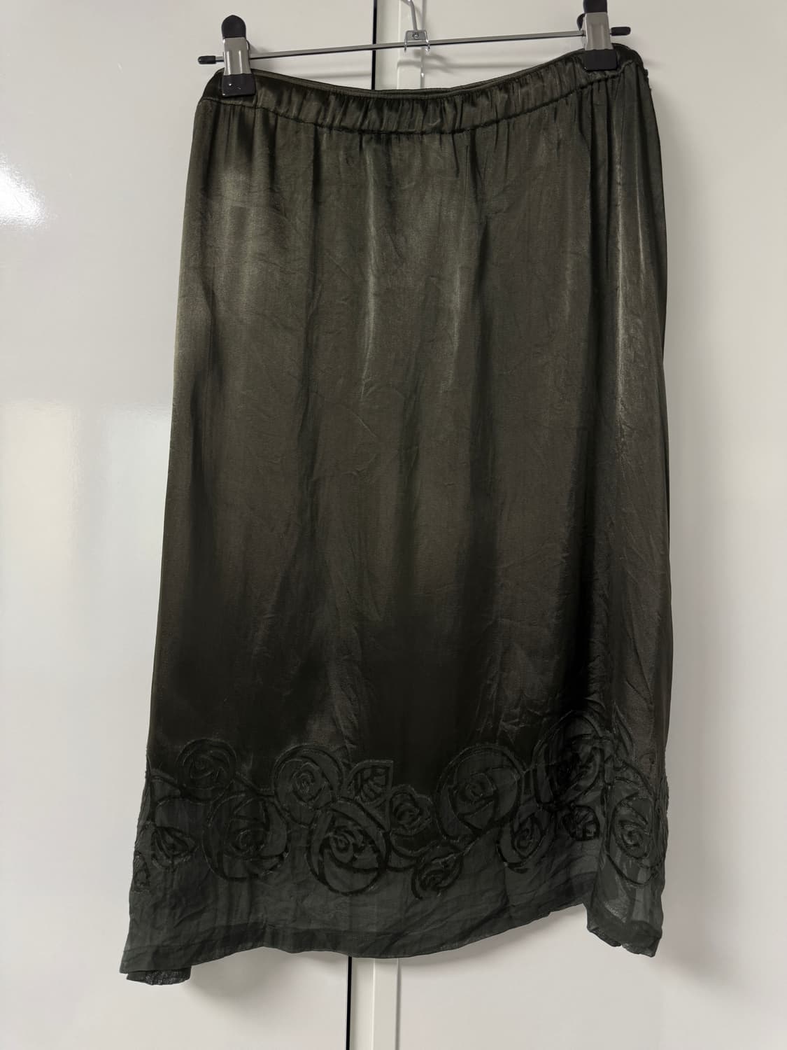 빈티지 실크 비스코스 소재 미디스커트 다크카키 르네상스 페어리 상품이미지3
