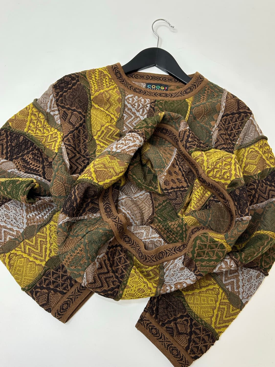 Coogi 쿠지 멀티컬러 텍스처 니트 스웨터 상품이미지1