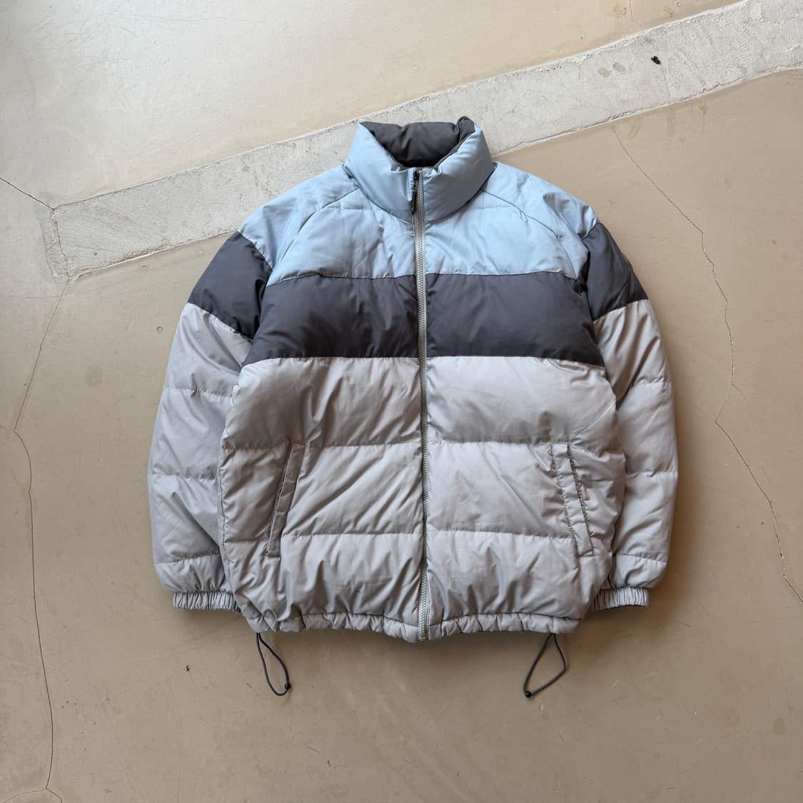 나이키 acg 리버시블 다운 푸퍼 상품이미지1