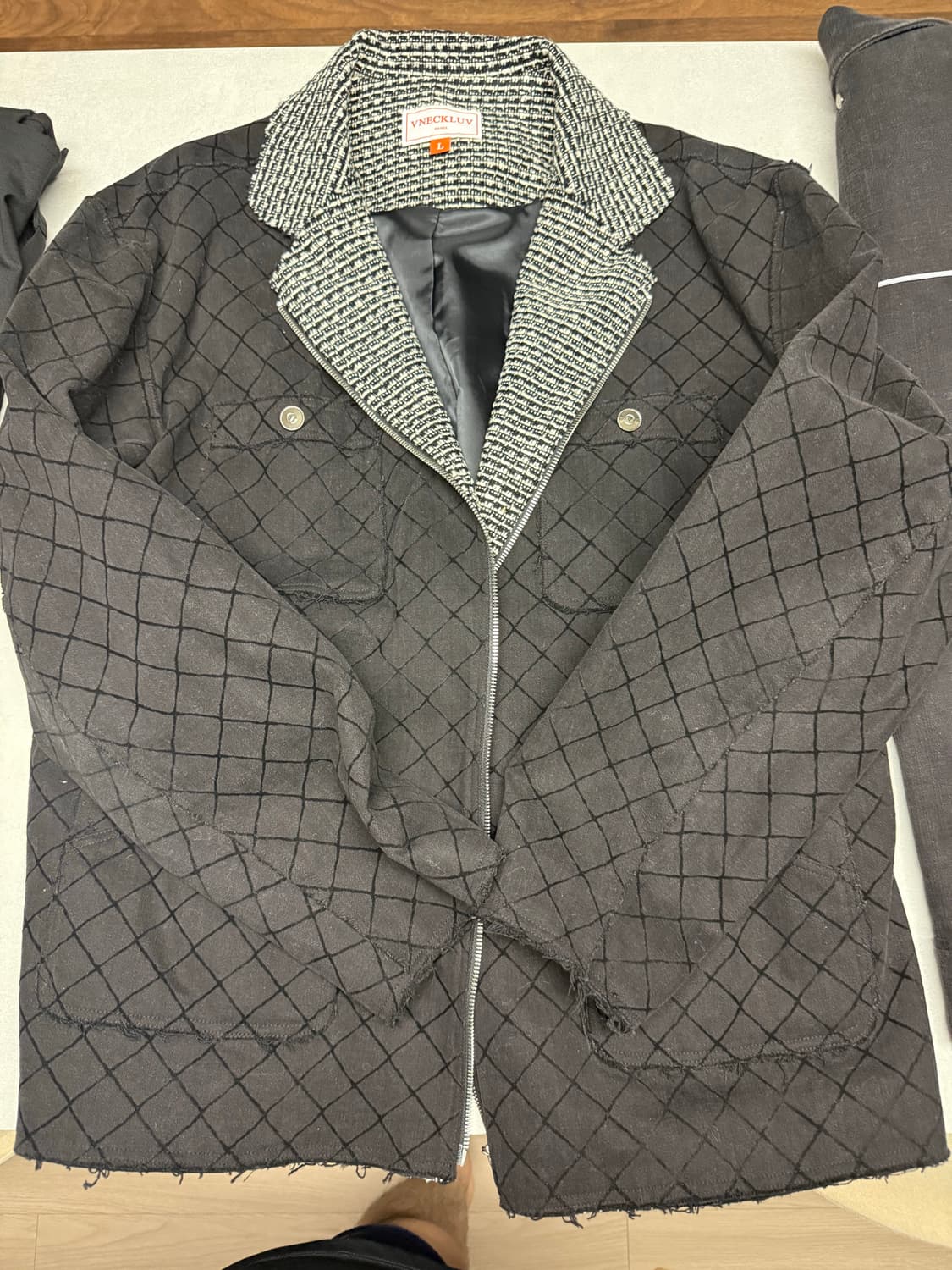 브이넥러브 자켓 라지 상품이미지2