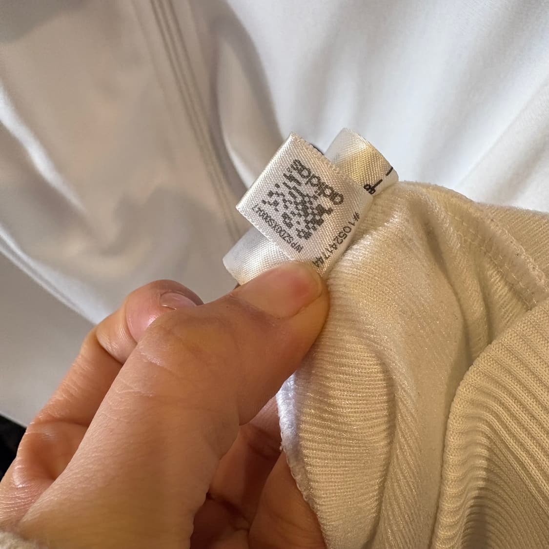 아디다스 구파이어버드 흰/검 져지 L 상품이미지5