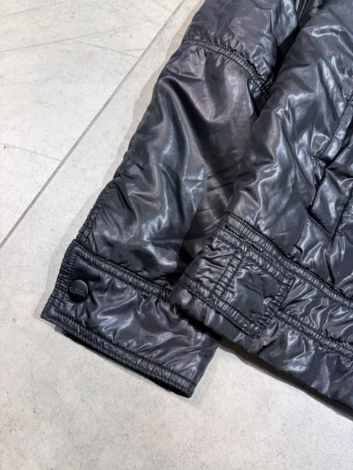 본더치 유광 경량패딩 자켓 상품이미지2