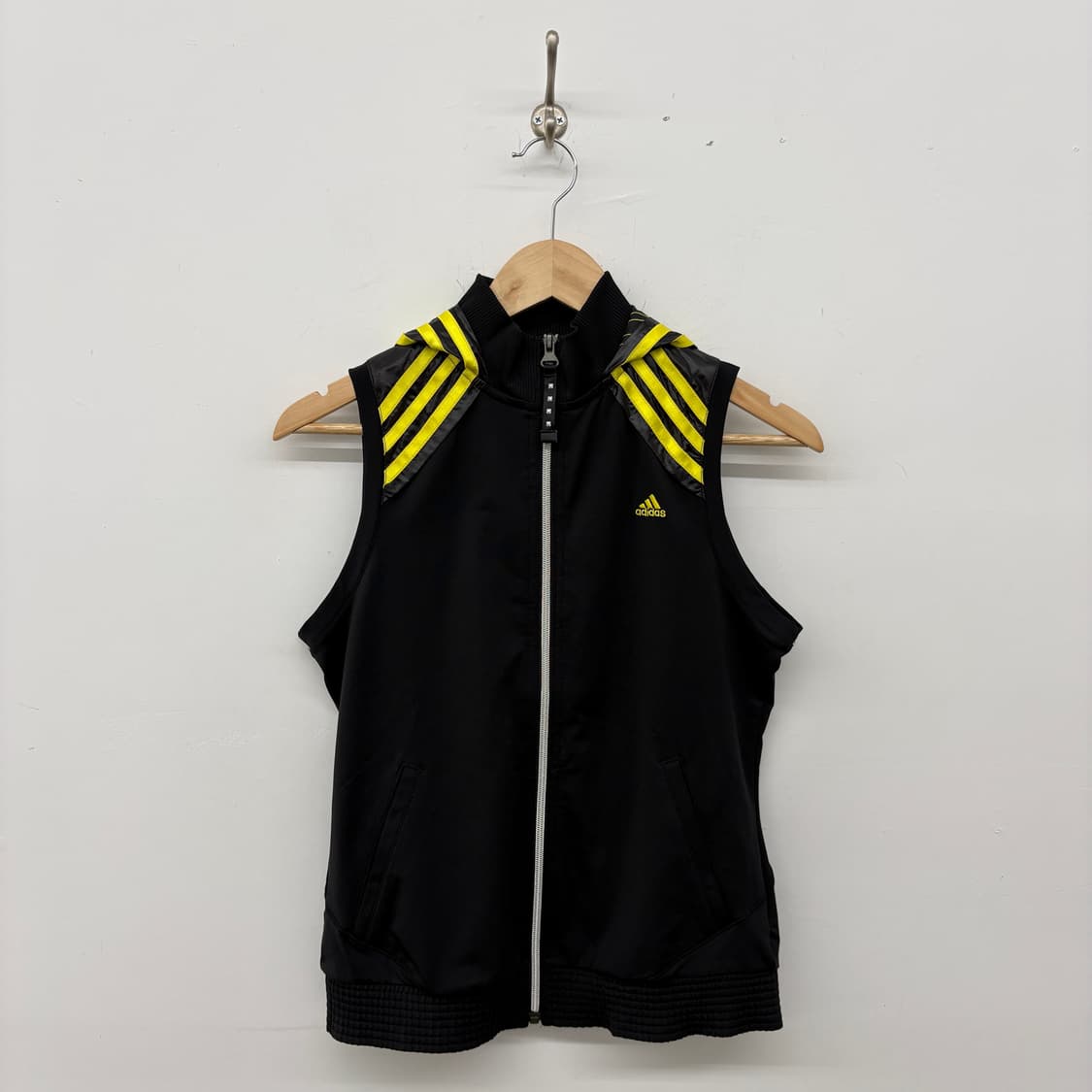 아디다스 블랙/옐로우 트레이닝 조끼 여성M 상품이미지1
