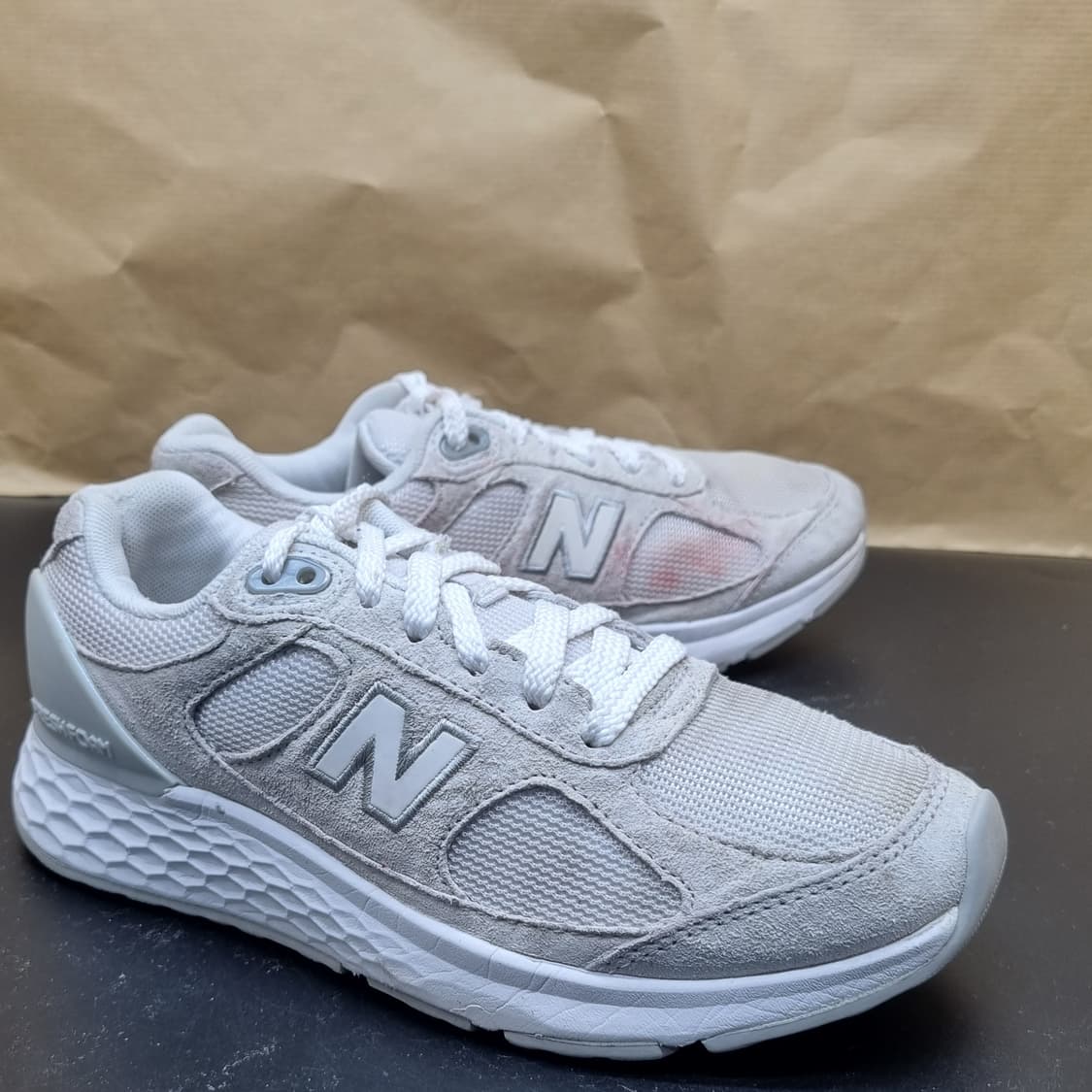 뉴발란스 1880 프레쉬폼 여성운동화235  상품이미지1