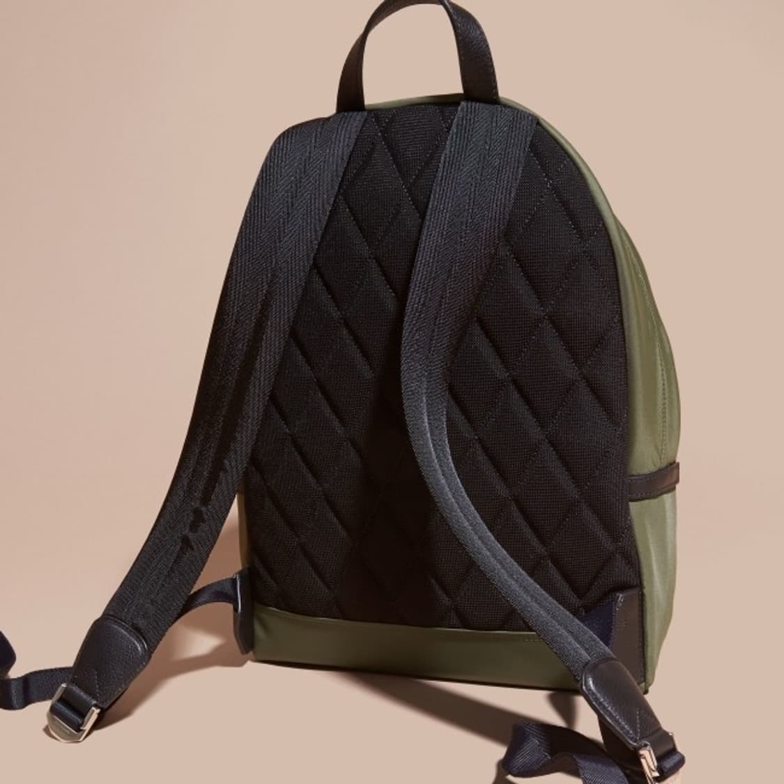 버버리 백팩 상품이미지3