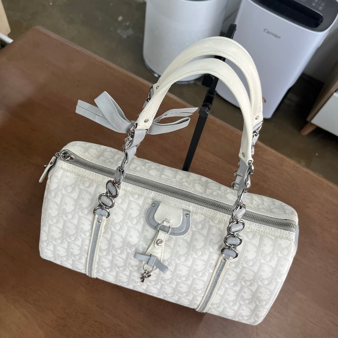 디올 오블리크 하트참 보스턴백 상품이미지3