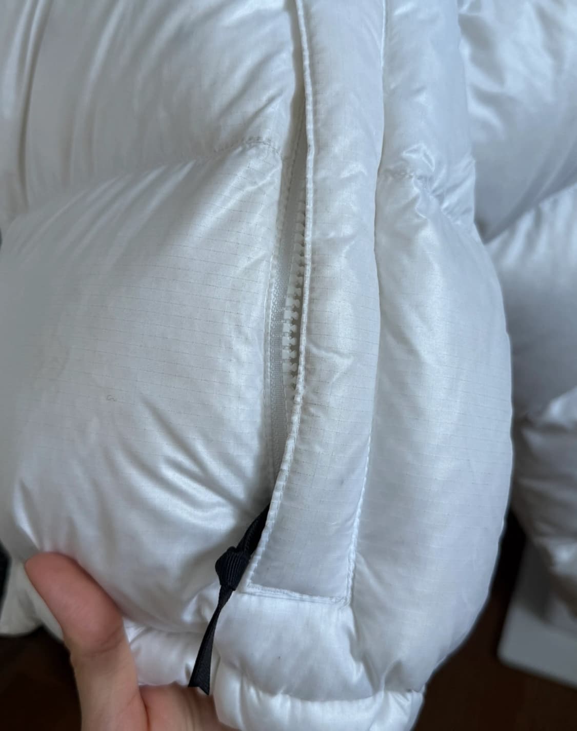 노스페이스 눕시 숏패딩 상품이미지9