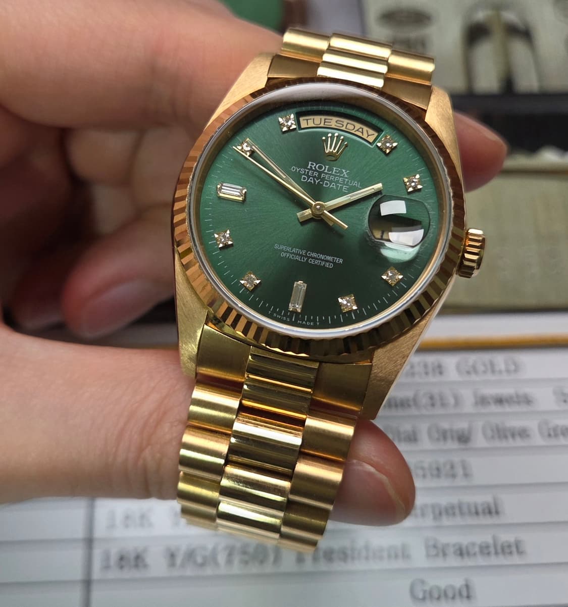 롤렉스 데이데이트 18238 헐크 18K올금통 바게트&다이아 (감정서 포 상품이미지3