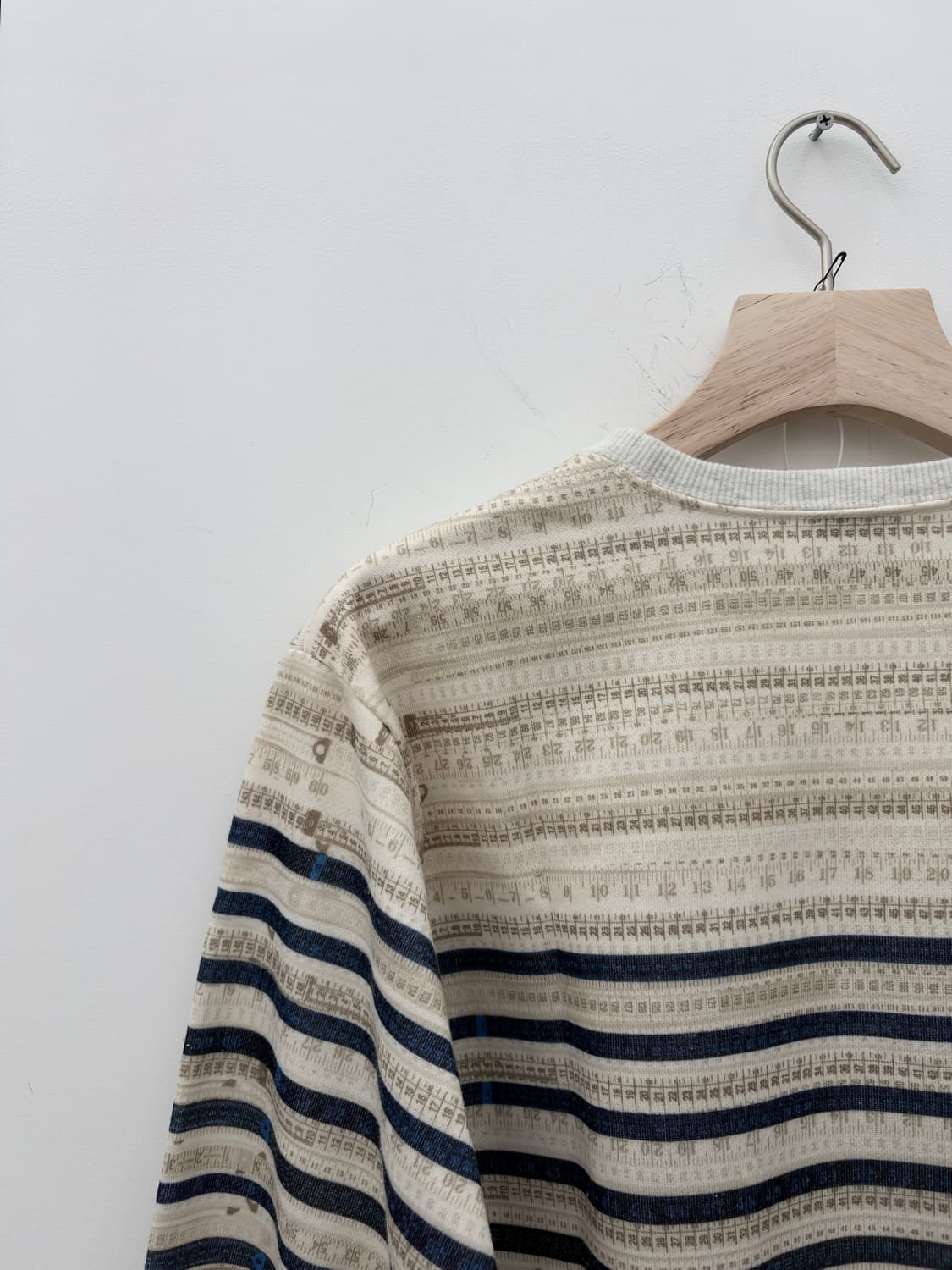 RULER PRINTED SWEATSHIRT 상품이미지5