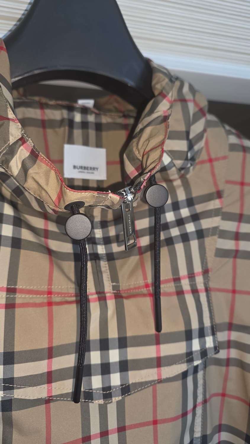 버버리 체크 후드 케이프 판초 남녀공용 원사이즈 (미착용 / 영수증O) 상품이미지2