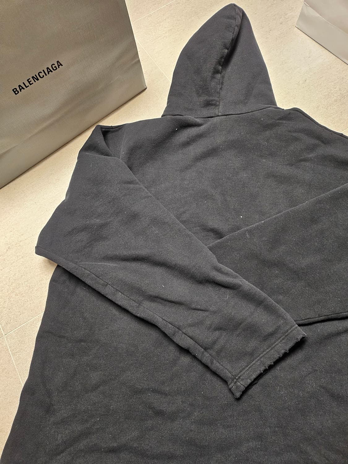 발렌시아가 FREE 후드티 블랙 XXS 상품이미지5