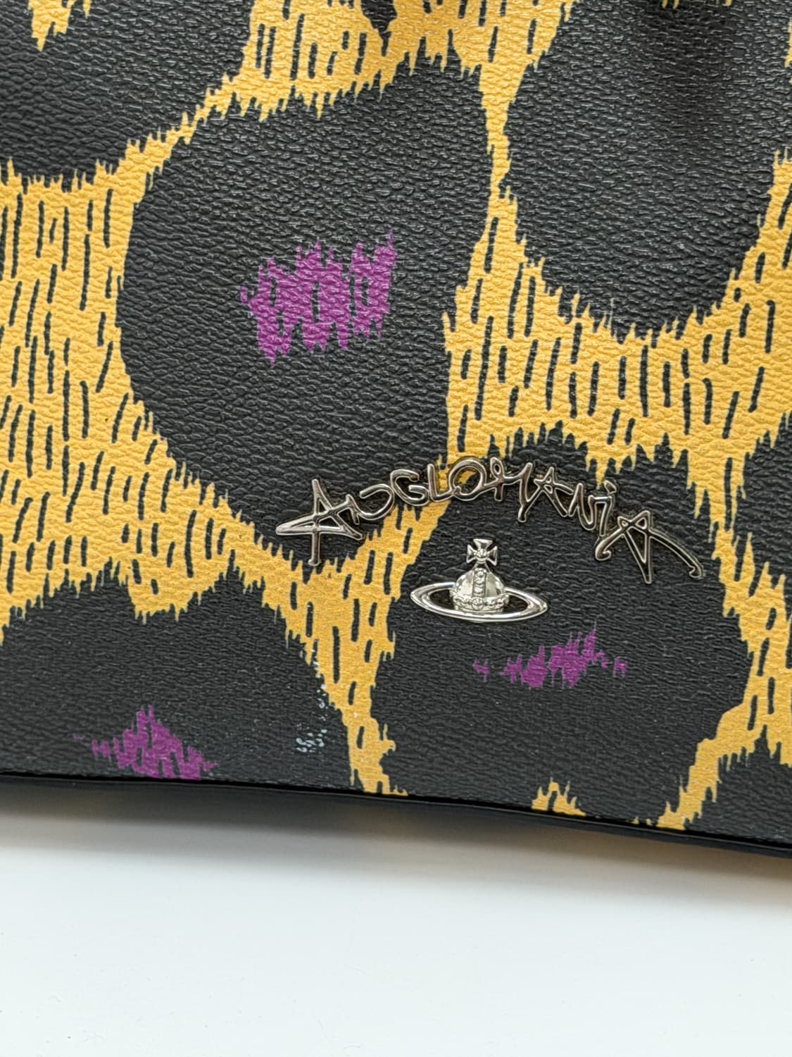 비비안 웨스트우드 앵글로매니아 레오파드 크로스백 상품이미지3