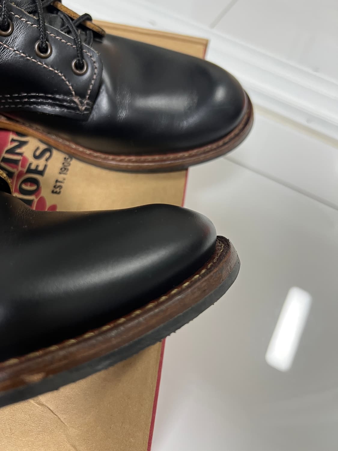 택포53) 레드윙 벡맨 플랫박스 9060 8D 260사이즈 풀박스 상품이미지3