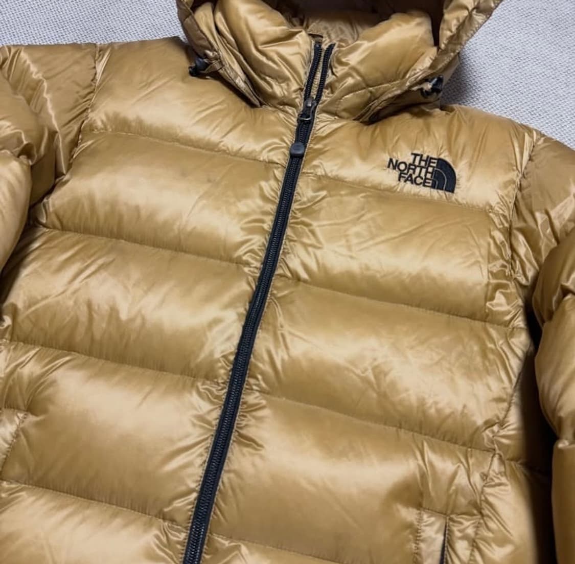 노스페이스 700 구스다운 유광 패딩 상품이미지3