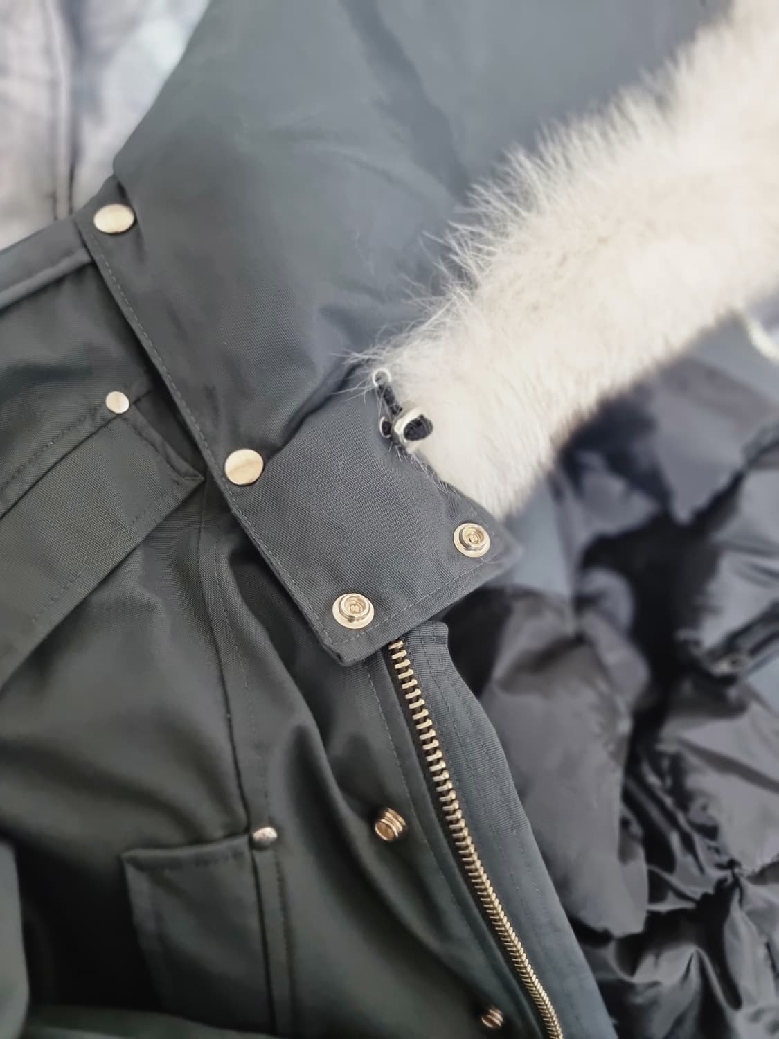 무스너클 서스캐처원 패딩  상품이미지3