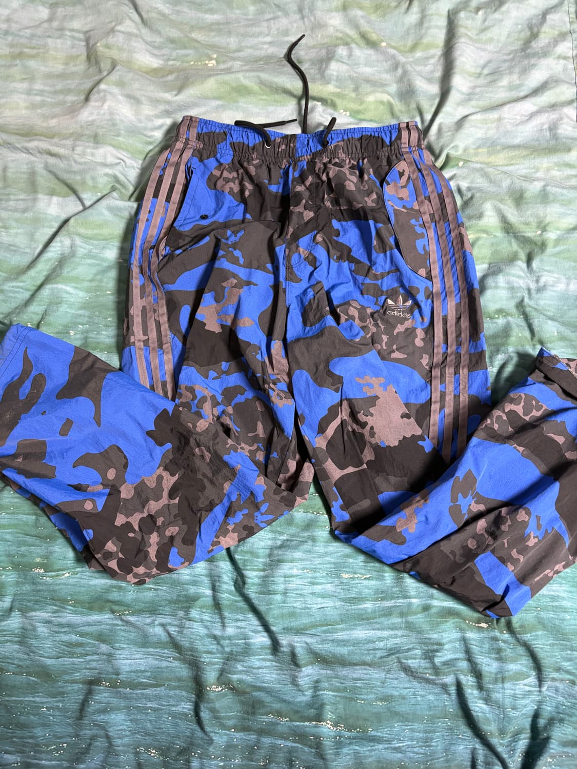 아디다스 카모 트랙팬츠 상품이미지1