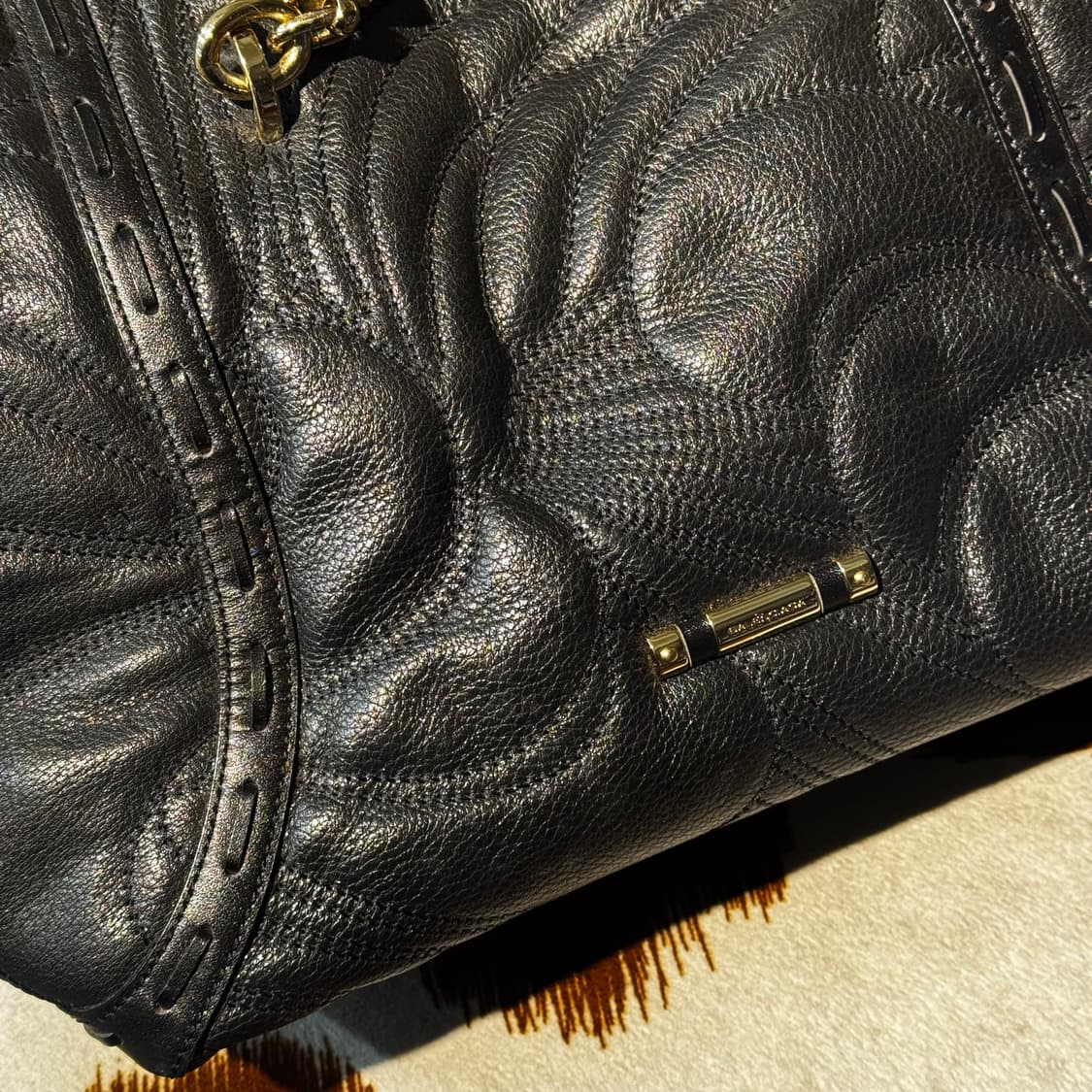 발렌시아가 레더 숄더백 블랙 스티치 y2k 상품이미지3