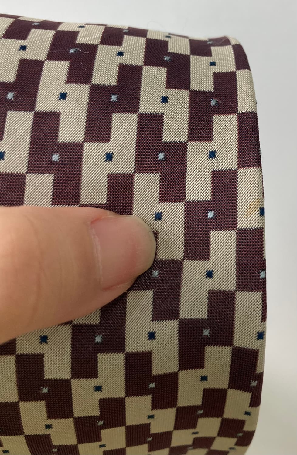 게스 넥타이 상품이미지9