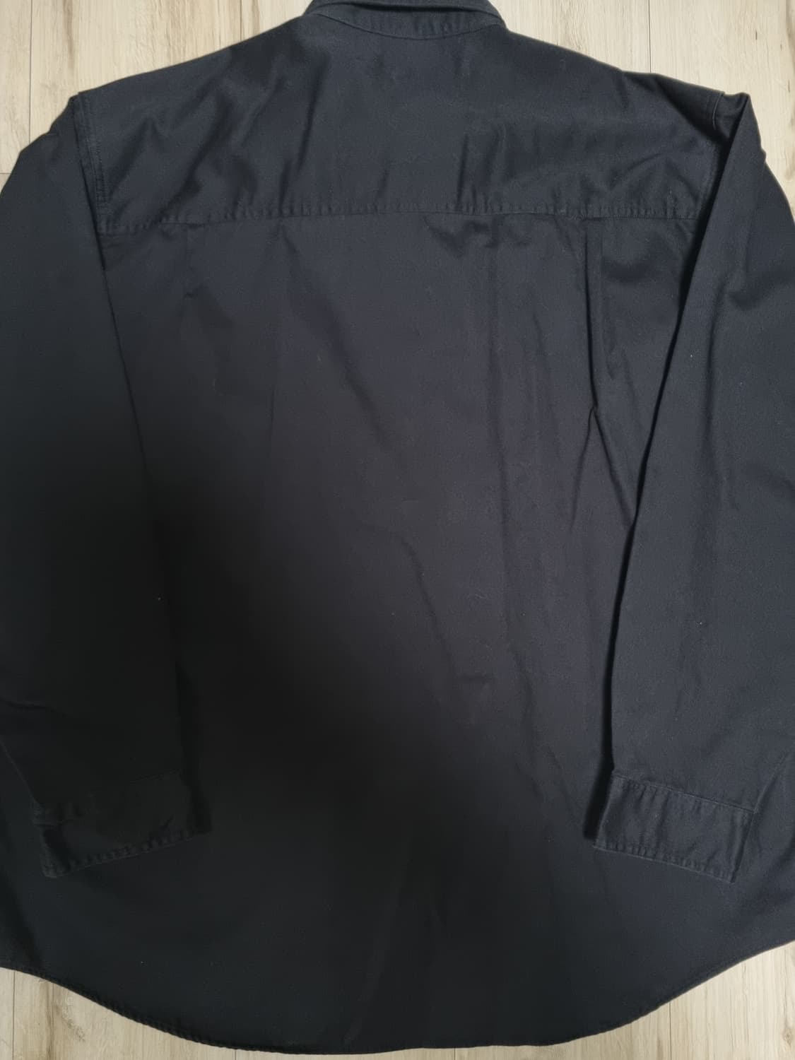 칼하트 코튼 블랙 워크셔츠(XXL) 니콘 패치 상품이미지3