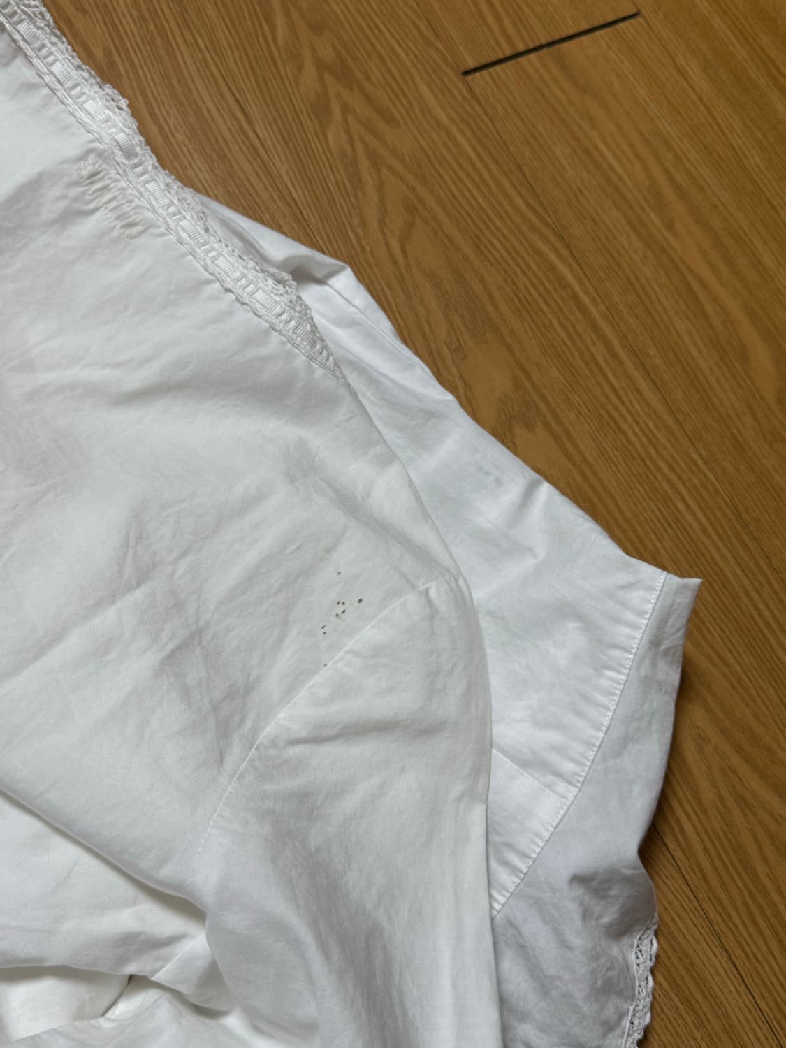 프릴 콩단추 생화이트 블라우스 달천 상품이미지2