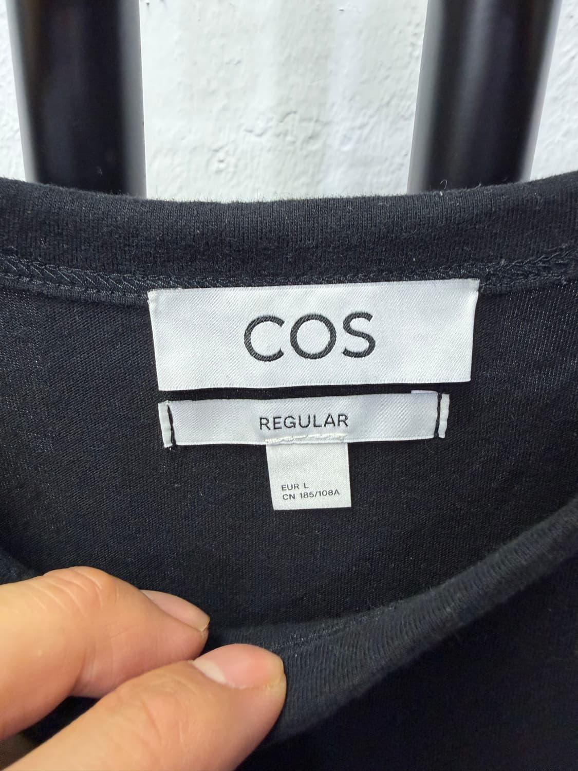 정품) COS 코스 남성 레귤러핏 반팔티 L 상품이미지5