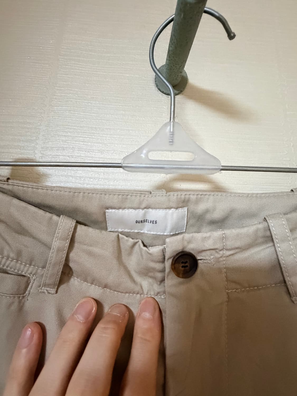 [2] 아워셀브스 치노 팬츠 베이지 상품이미지2