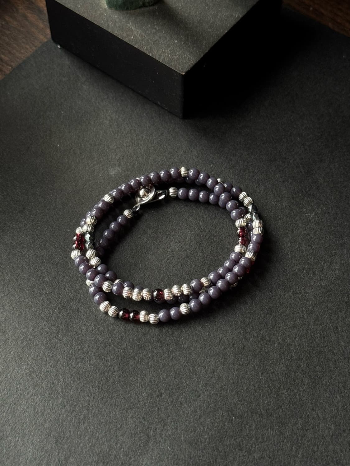 라오브젝트 PUPLE GRAY BEADS NECKLACE 상품이미지4
