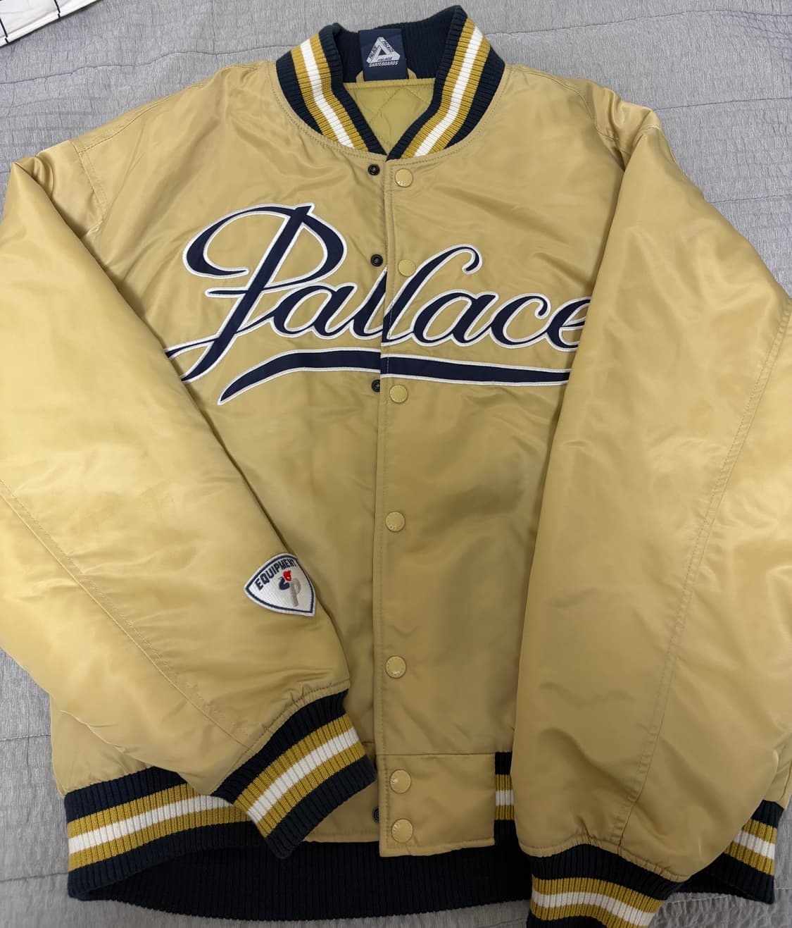 팔라스 사틴 더 아레나 자켓 골드 L사이즈 상품이미지1