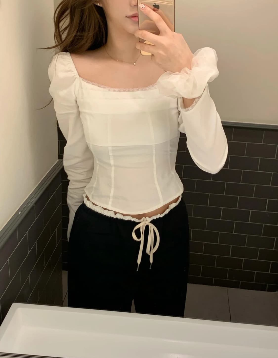 제니오 스퀘어 클린 블라우스 택 뗀 새상품 상품이미지1