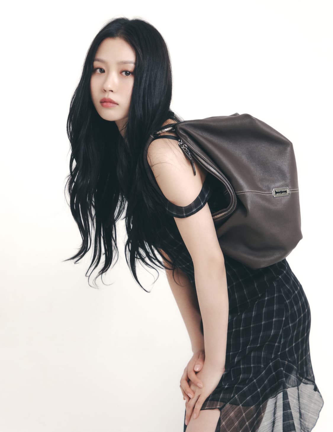 분크 [고민시 PICK] Halfmoon Attache Shoulder 상품이미지1