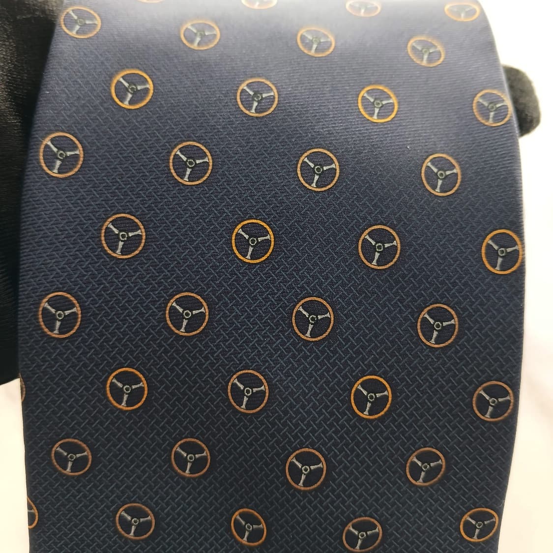 던힐 실크 네이비 오토모티브 패턴 넥타이 9.5cm B등급 A18342
 상품이미지7