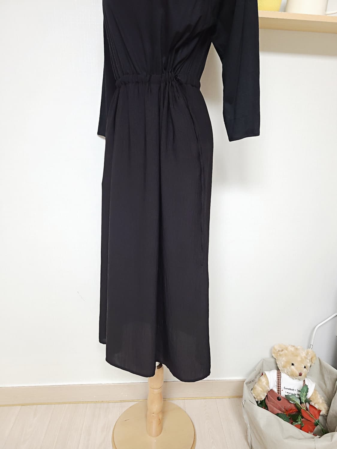 한섬 DKNY 쿨원단 22SS 스트링 롱원피스 55 블랙 상품이미지7