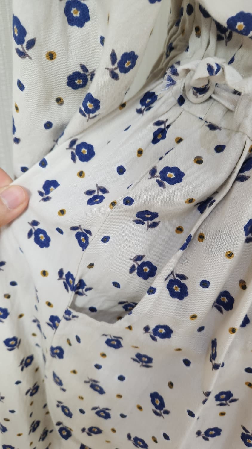 JPN- 브라운 빅단추 니트 &  플라워 원피스 상품이미지6