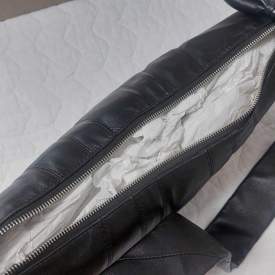 르메르 크로와상백 미디엄 다크초코 새상품 상품이미지5