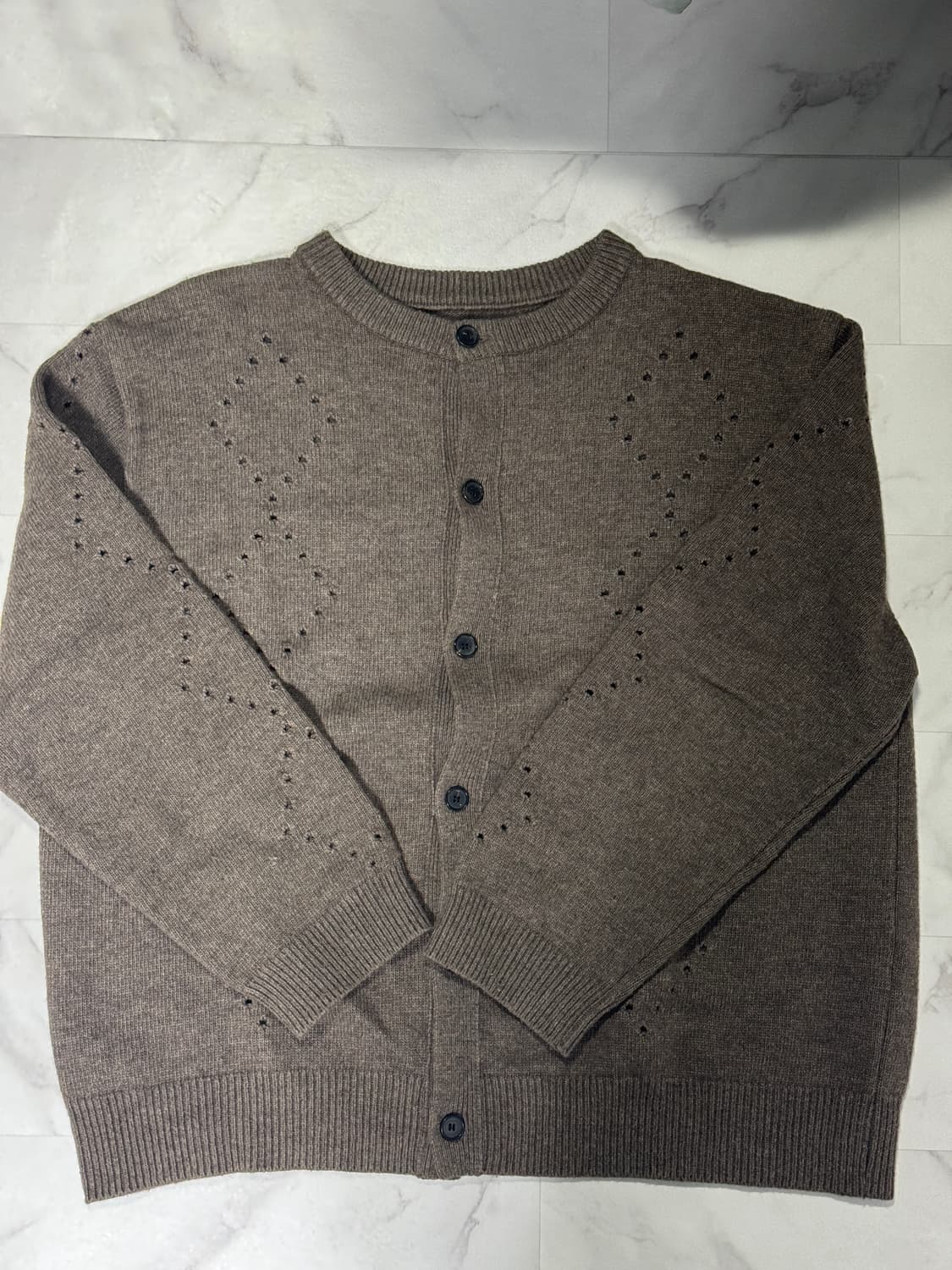 YOUTH 24FW Argyle Punching Knit Cardigan 상품이미지1