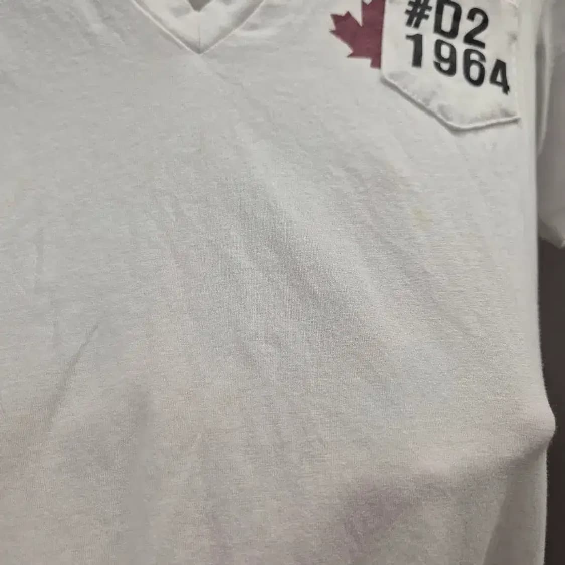 DSQUARED2 화이트 브이넥 티셔츠 L 상품이미지5