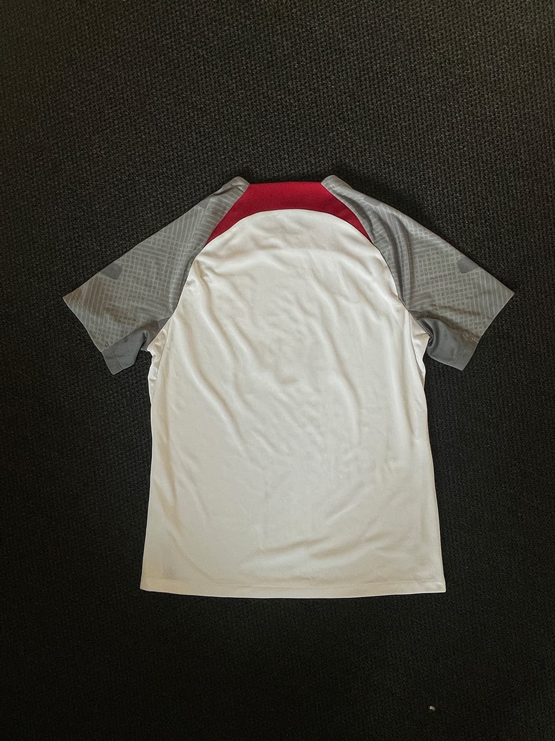 나이키 리버풀 트레이닝 반팔 티셔츠  상품이미지4