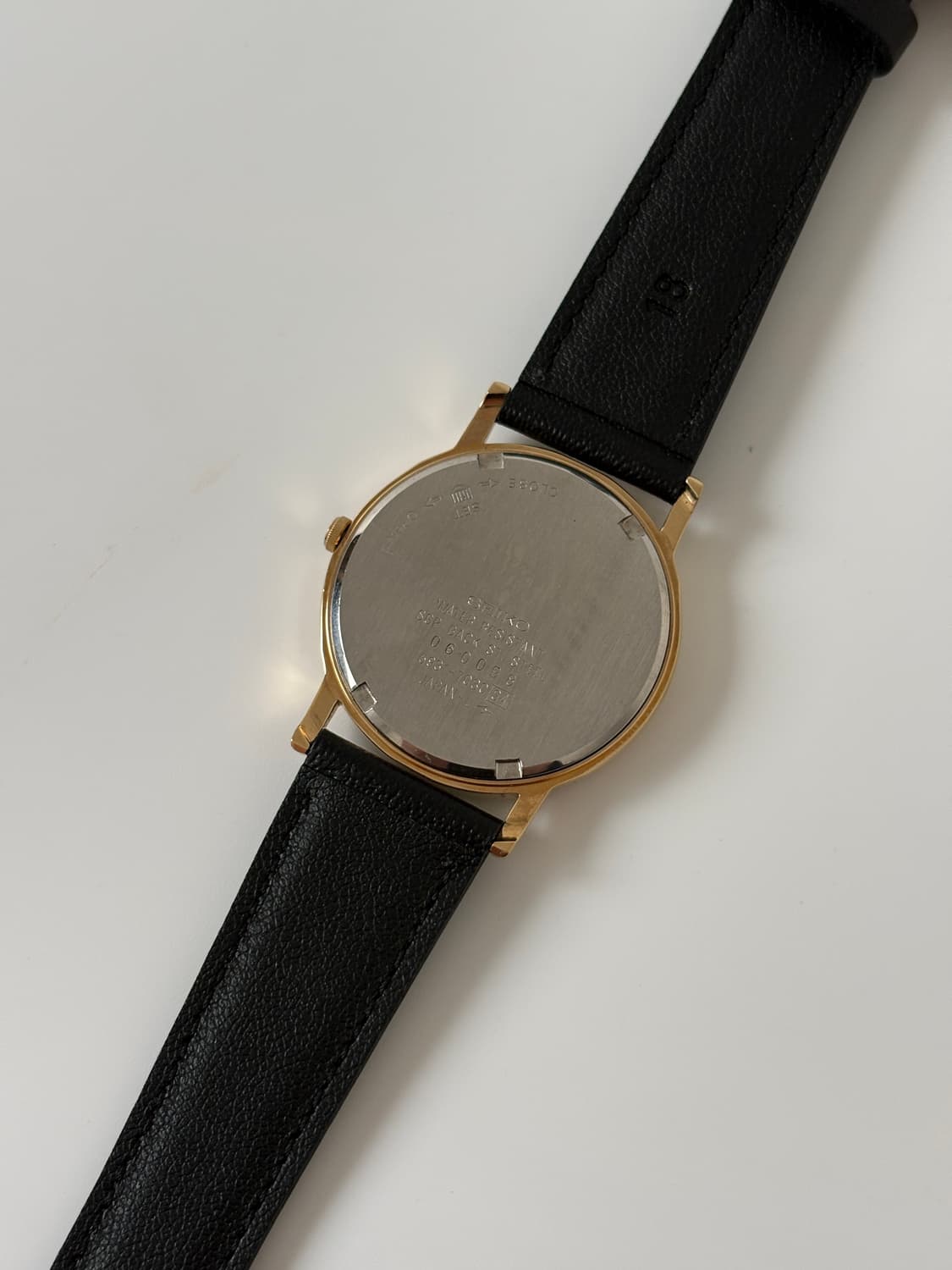 세이코 1980년대 보카시 다이얼 골드 쿼츠 남성 데드스탁 상품이미지7