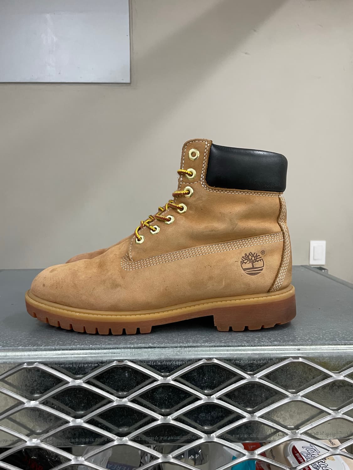 팀버랜드 6인치 부츠 US8.5 (gr-3758) 상품이미지1