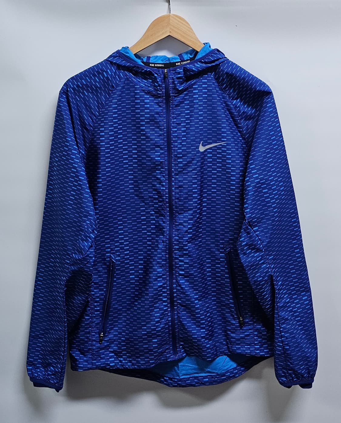 나이키 러닝 바람막이 M 상품이미지1