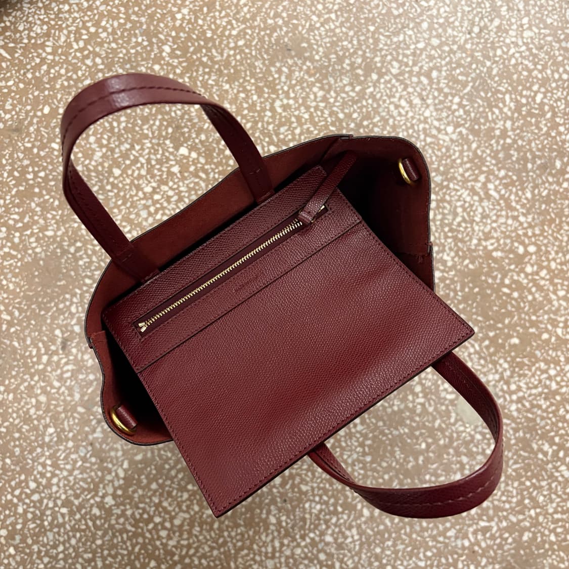 셀린 버건디 버티컬 카바스 스몰 토트백 상품이미지5