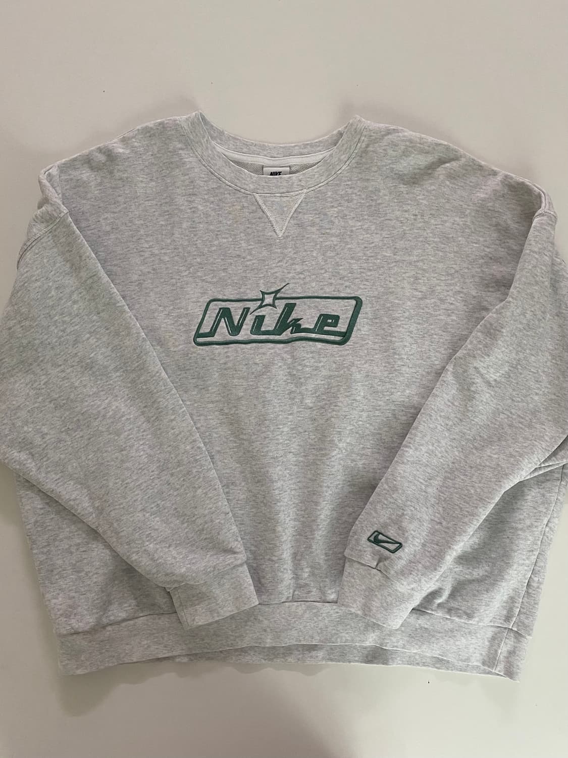 나이키 맨투맨 상품이미지2