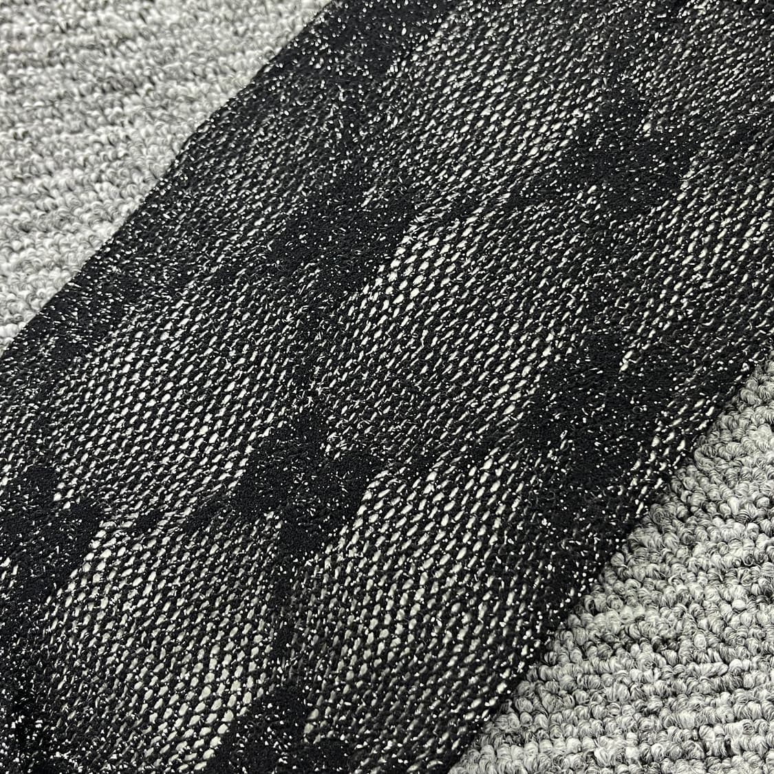 새상품 구찌 스타킹 GG 로고 타이트 스타킹 블랙 & 실버 상품이미지9