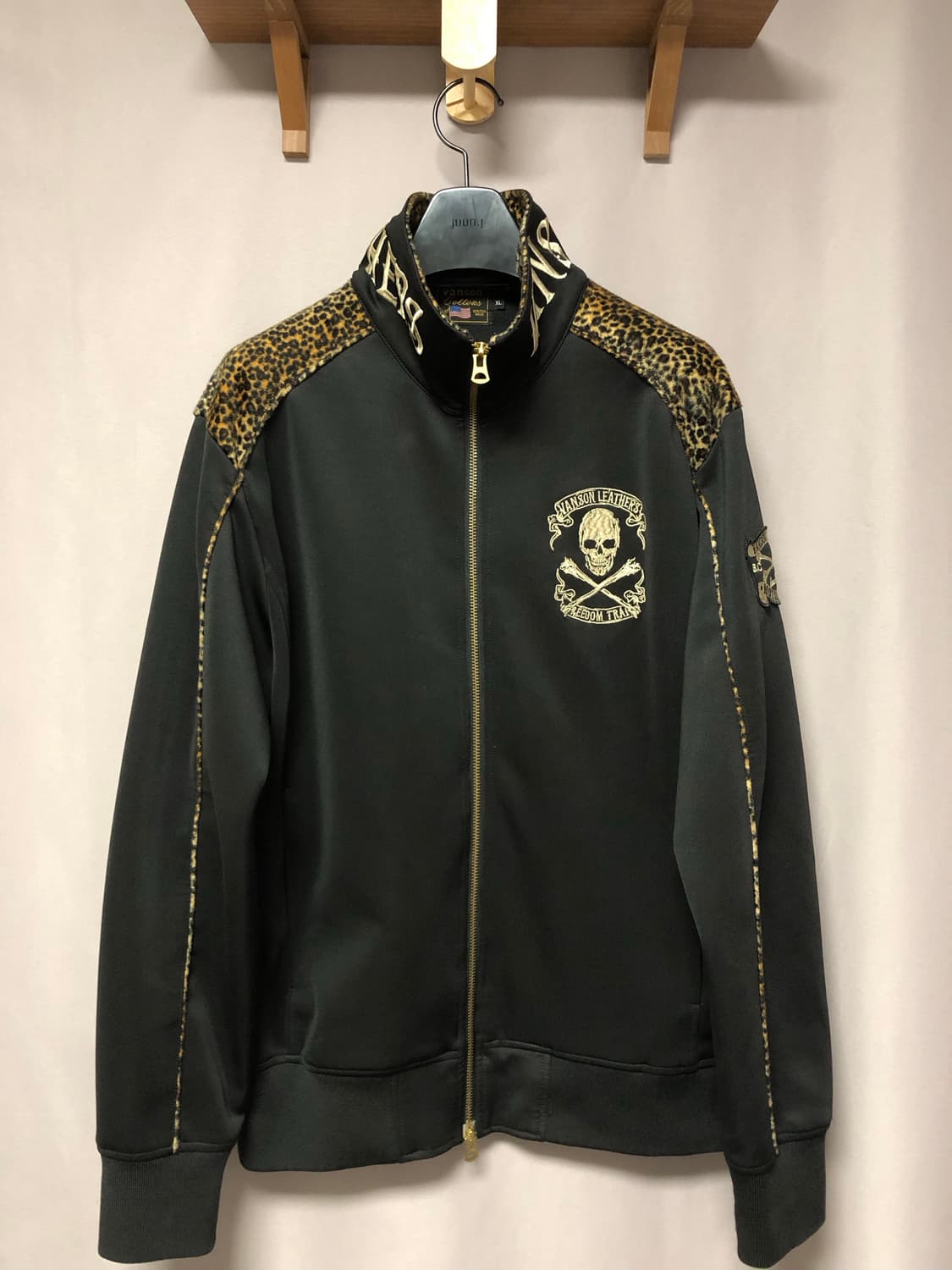 밴슨 스컬자수 레오파드 져지 상품이미지3