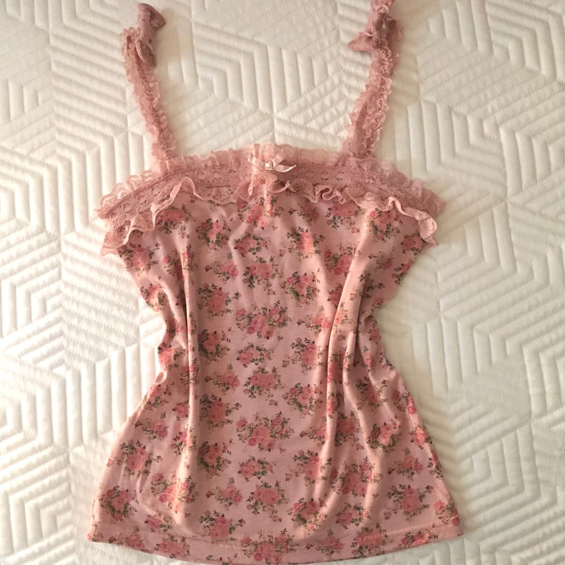 리즈리사 리본 플라워 슬리브리스 캐미솔 히메갸루 라떼갸루 상품이미지1