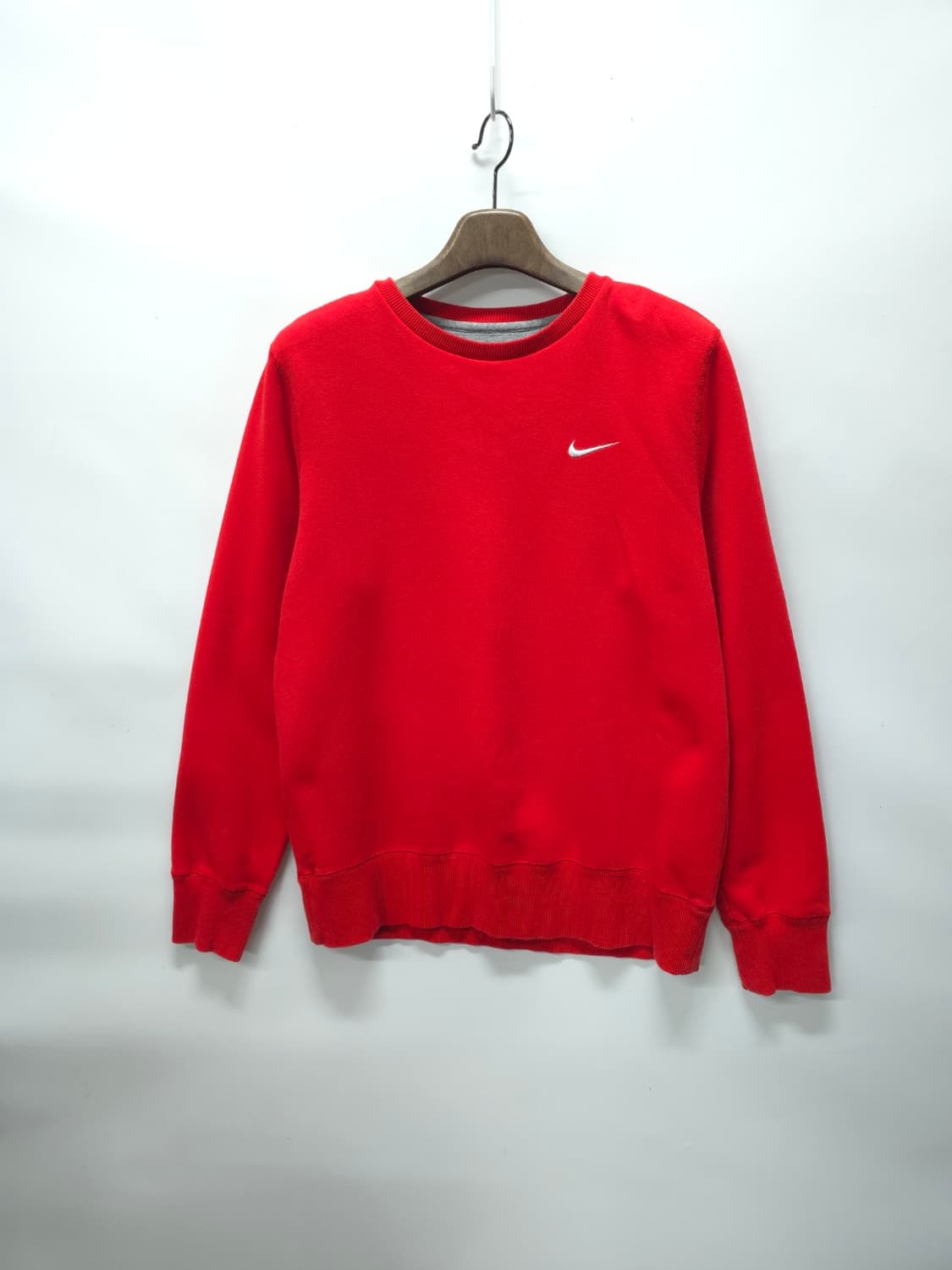 나이키 솔로스우시 자수 기모 맨투맨(100~105) 상품이미지1