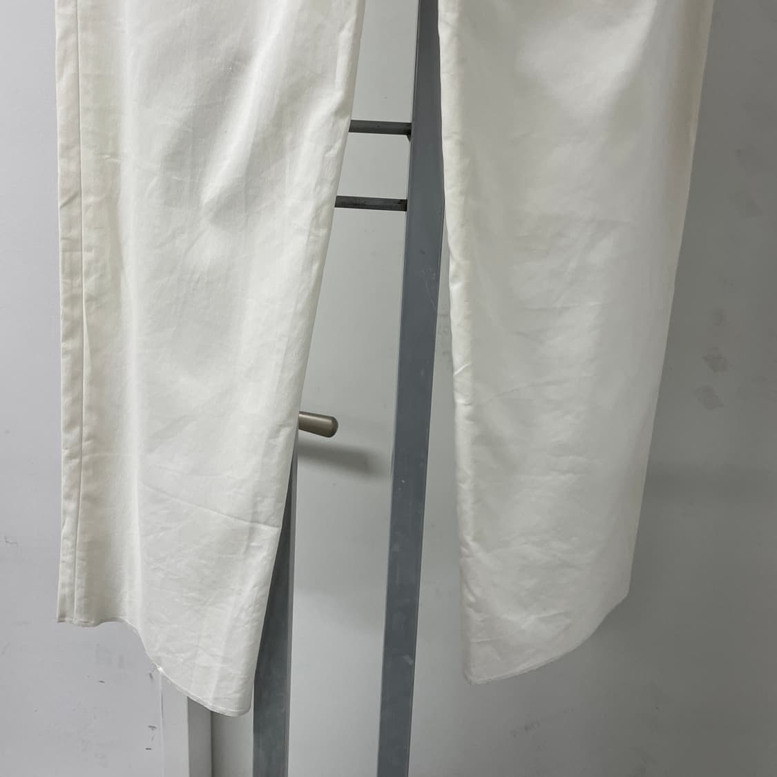 지방시 화이트 팬츠 73(W) 상품이미지3