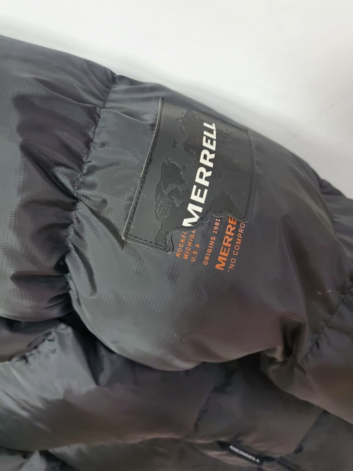 머렐 패딩 정품 남성 110사이즈  상품이미지4