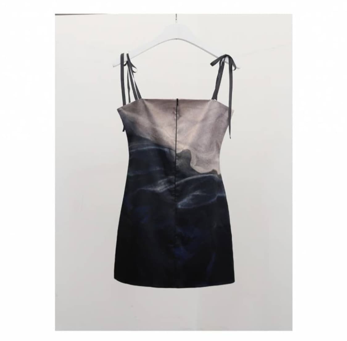 달링유어배드 새틴 미니 드레스 웨이브 상품이미지3